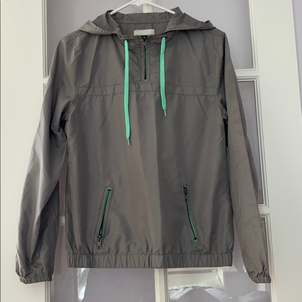 Water resistant half zip jacket